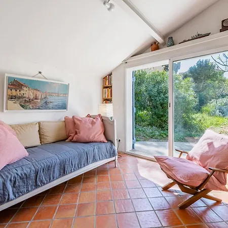 Holiday home L'oustau Par Dodo A